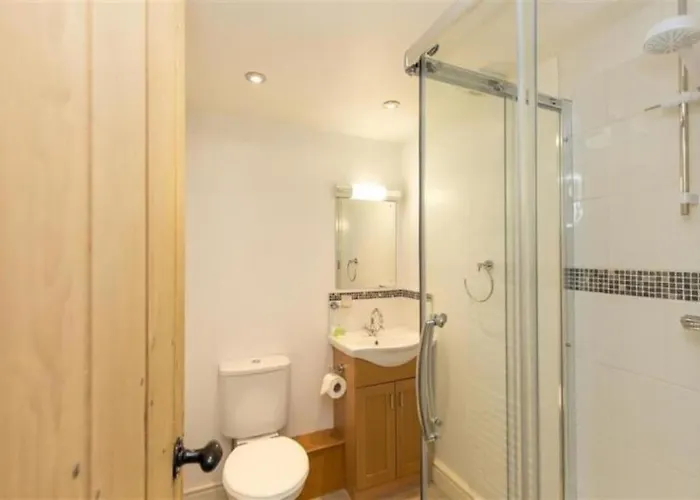 Victory - Victory Cottage, Cosy Village Retreat *